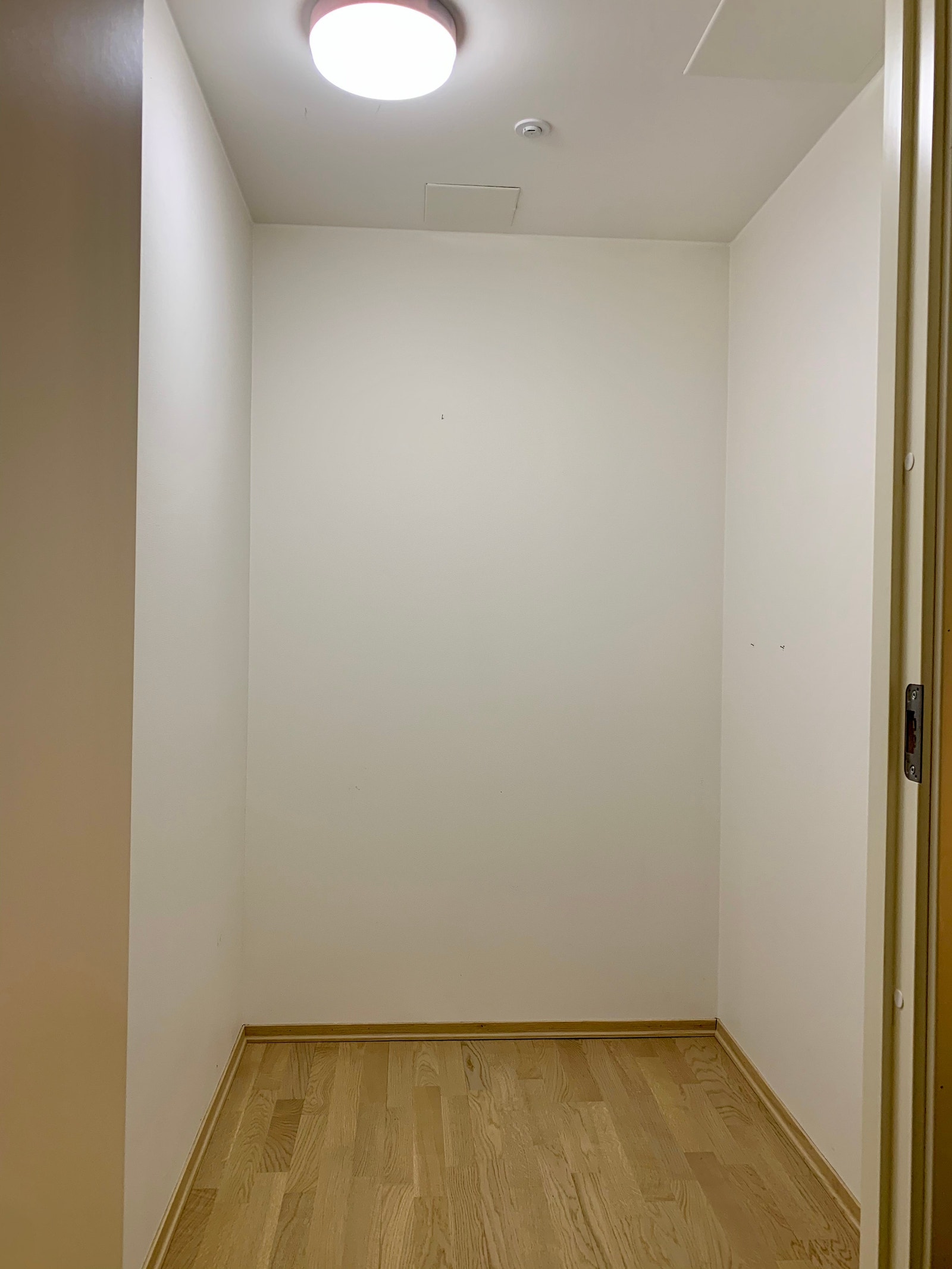 Innvendig bod. Galleribilde