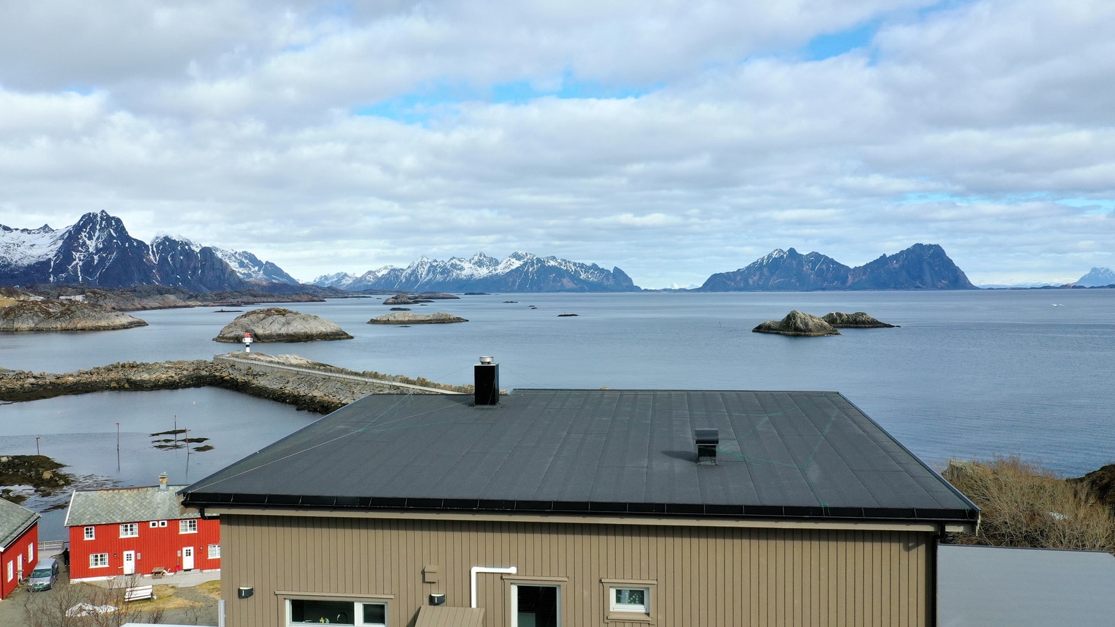 Utsikt fra eventuell takterrasse? Galleribilde