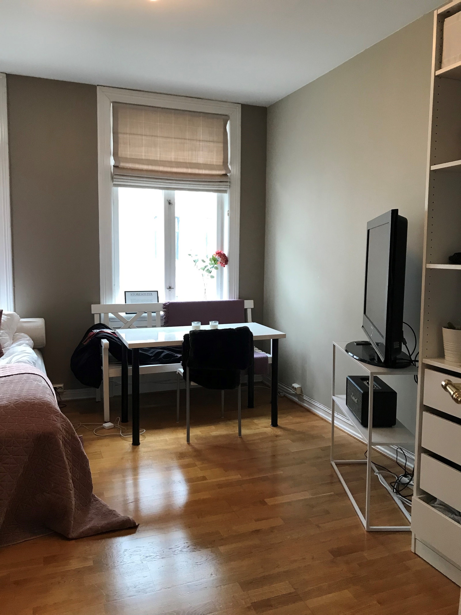 Rom 1 - til illustrasjon før oppussingen. Galleribilde