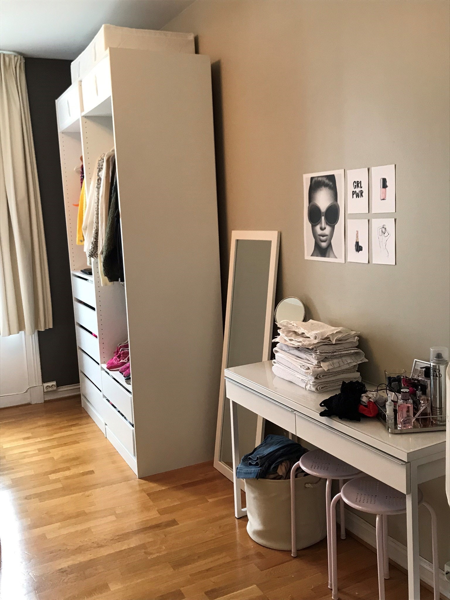 Rom 3 - til illustrasjon før oppussingen. Galleribilde