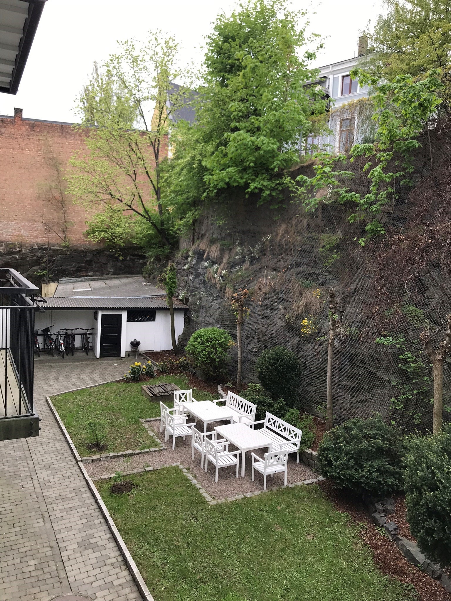 Utsikt fra balkongen del 1. Galleribilde