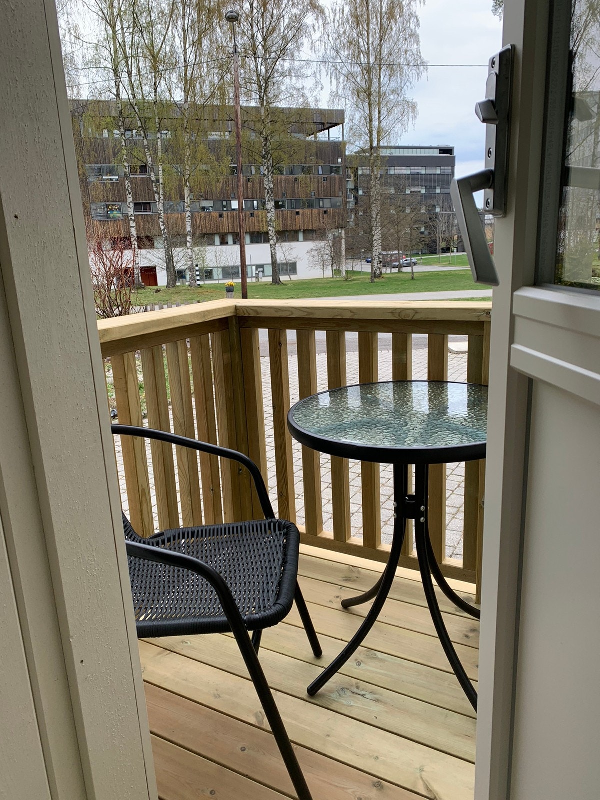 Veranda med utemøbler. Galleribilde