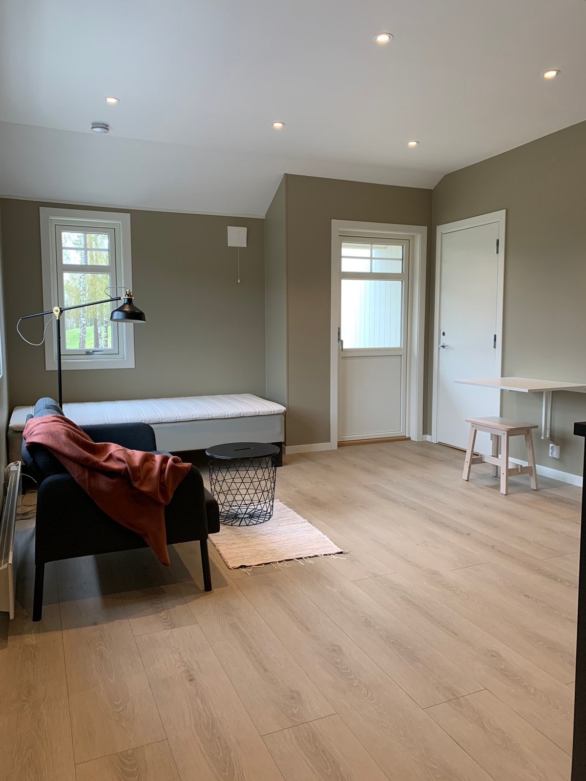 Leies ut uten møbler. Galleribilde