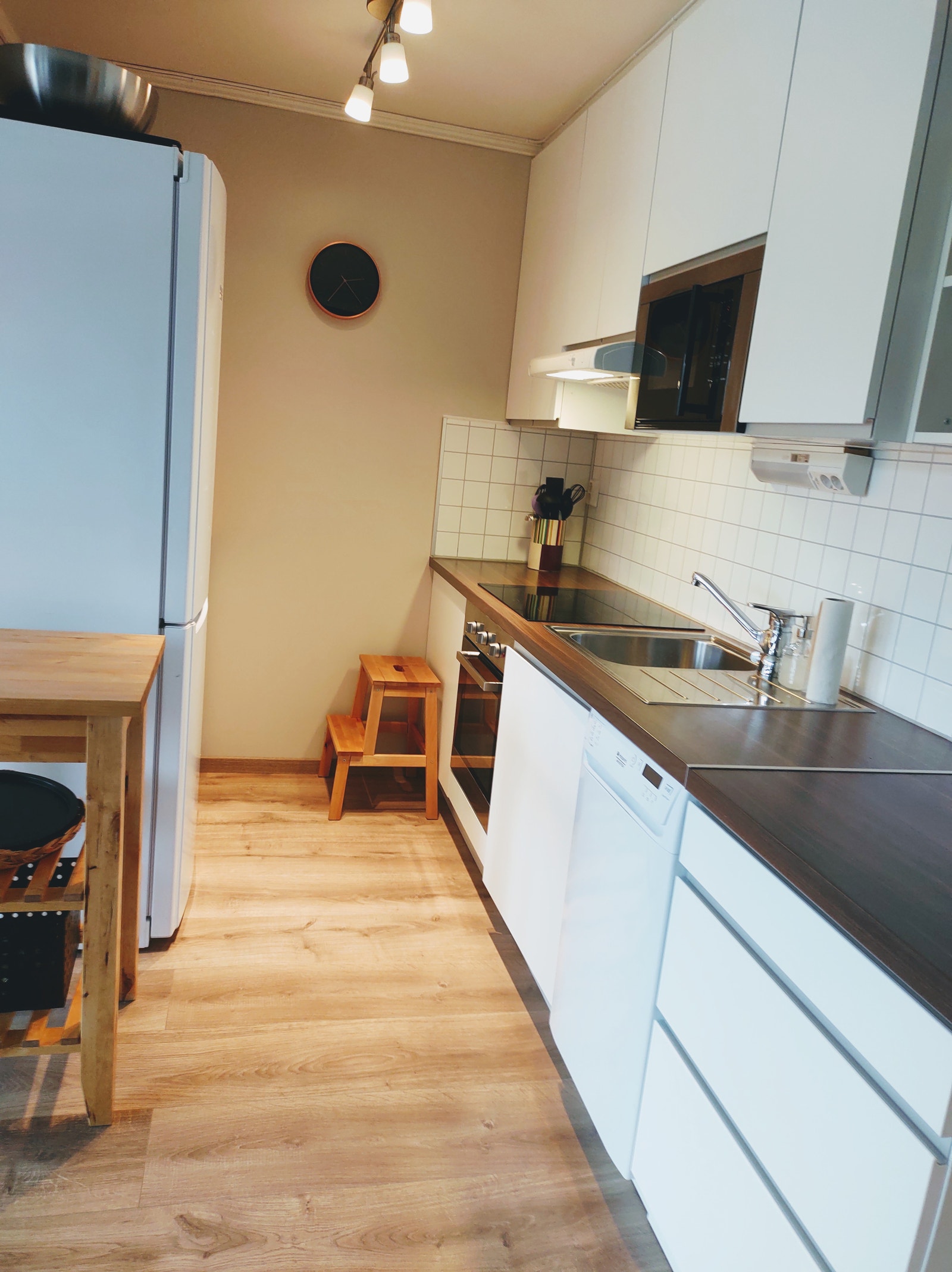 Lyst og fint kjøkken. Galleribilde