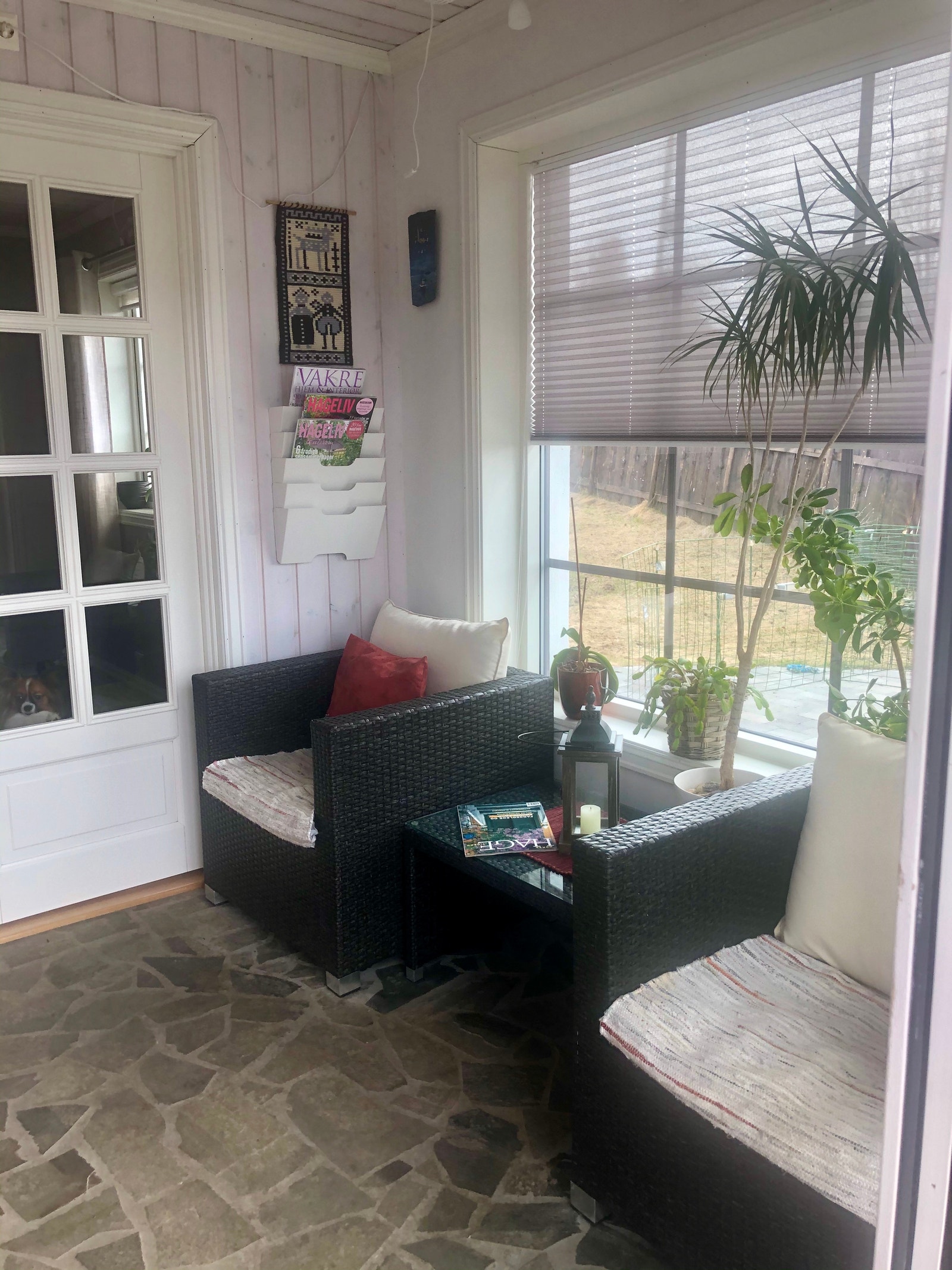 Vinterhagen har doble glassdører inn til stua. Galleribilde