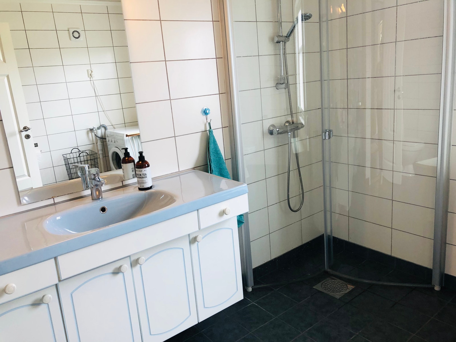Romslig bad Galleribilde