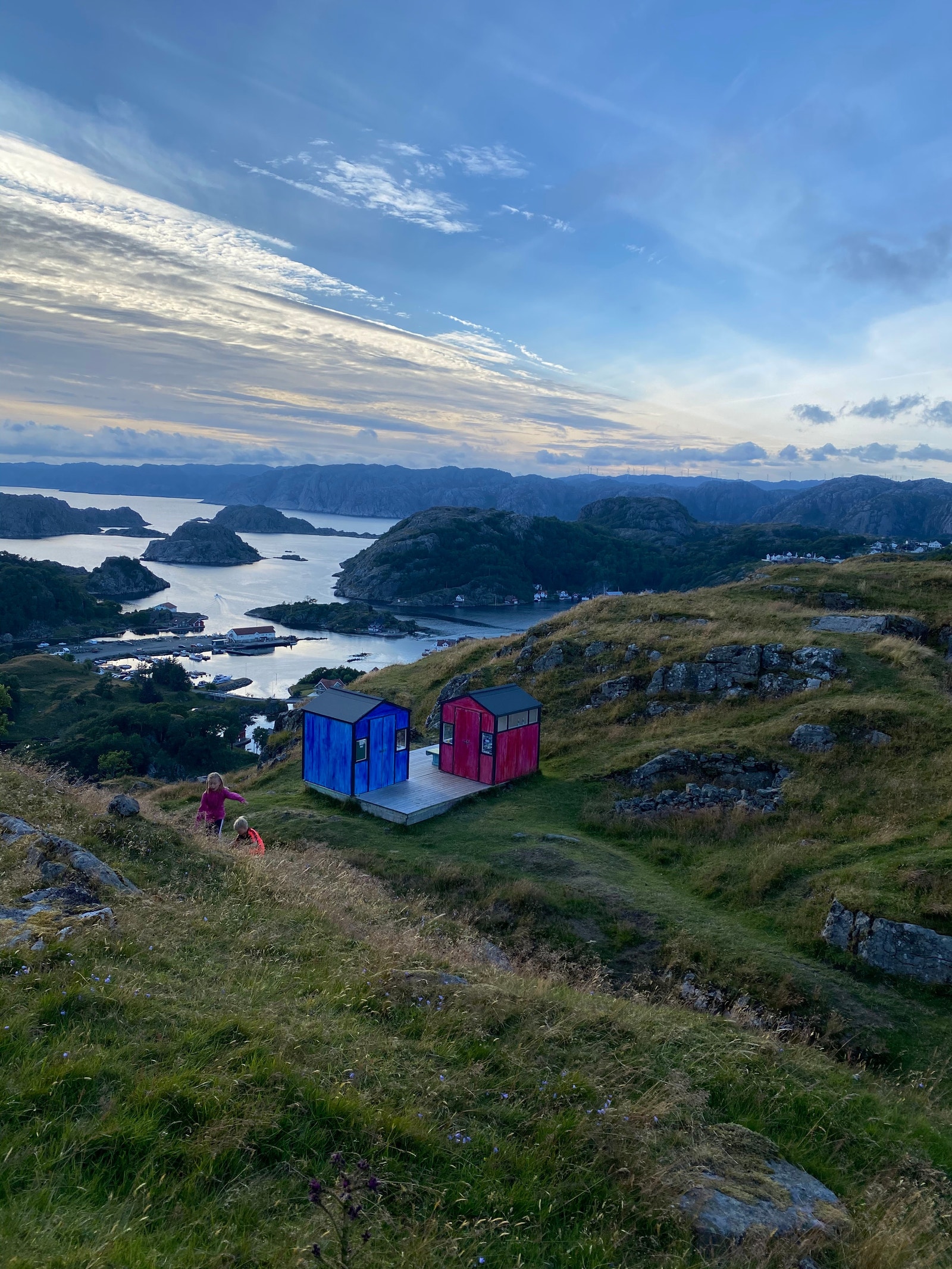 Småhyttene på Hidra Galleribilde