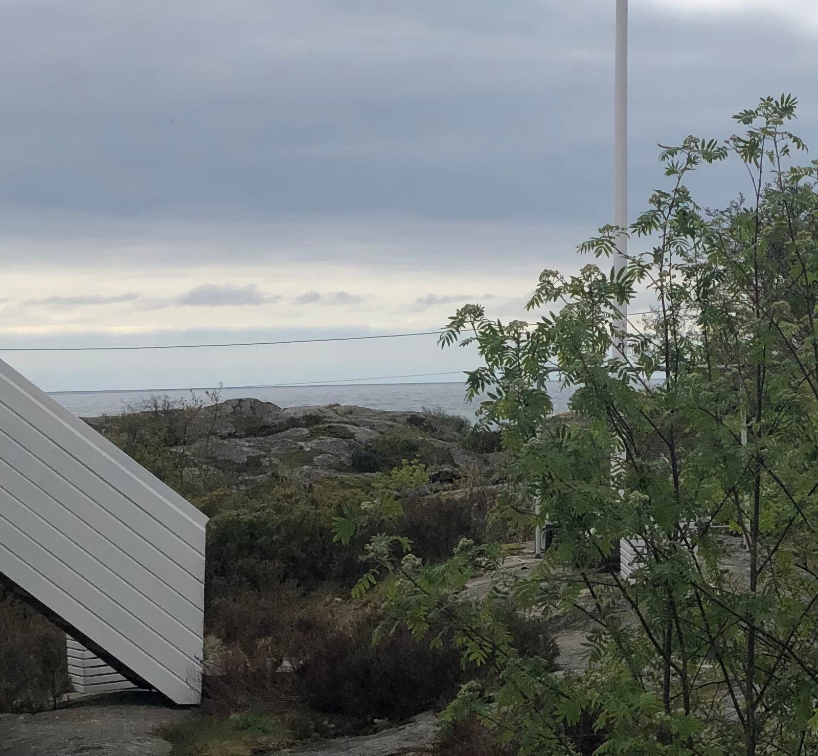 Utsikt til havet mot øst Galleribilde