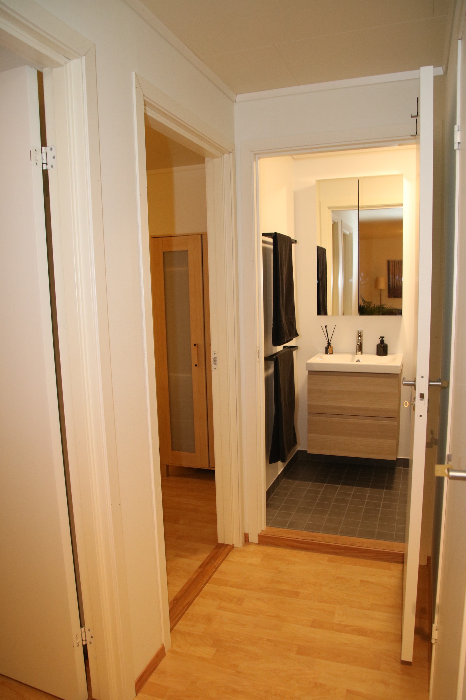 Sov 1 og sov 2 til venstre Galleribilde