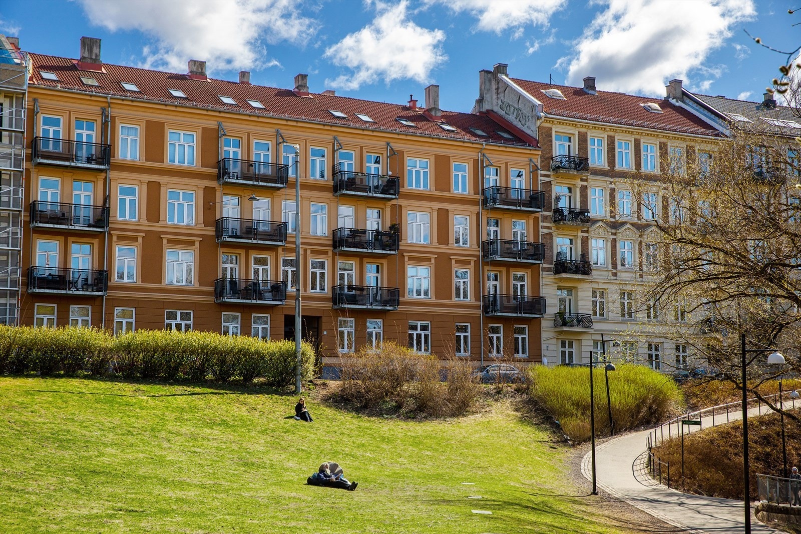 Nydelig beliggenhet rett ovenfor Kubaparken. Galleribilde