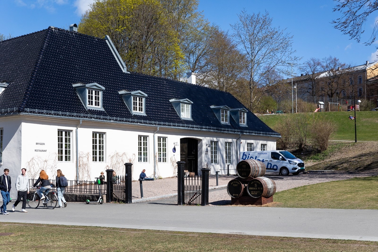 Nedre Foss gård. Galleribilde
