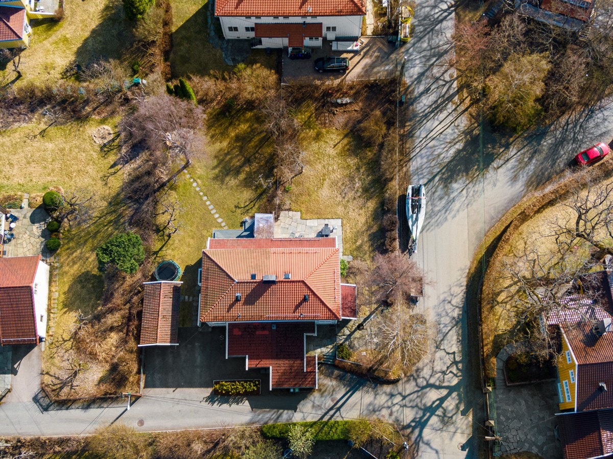En sjelden anledning med flat, stor og solrik tomt Galleribilde