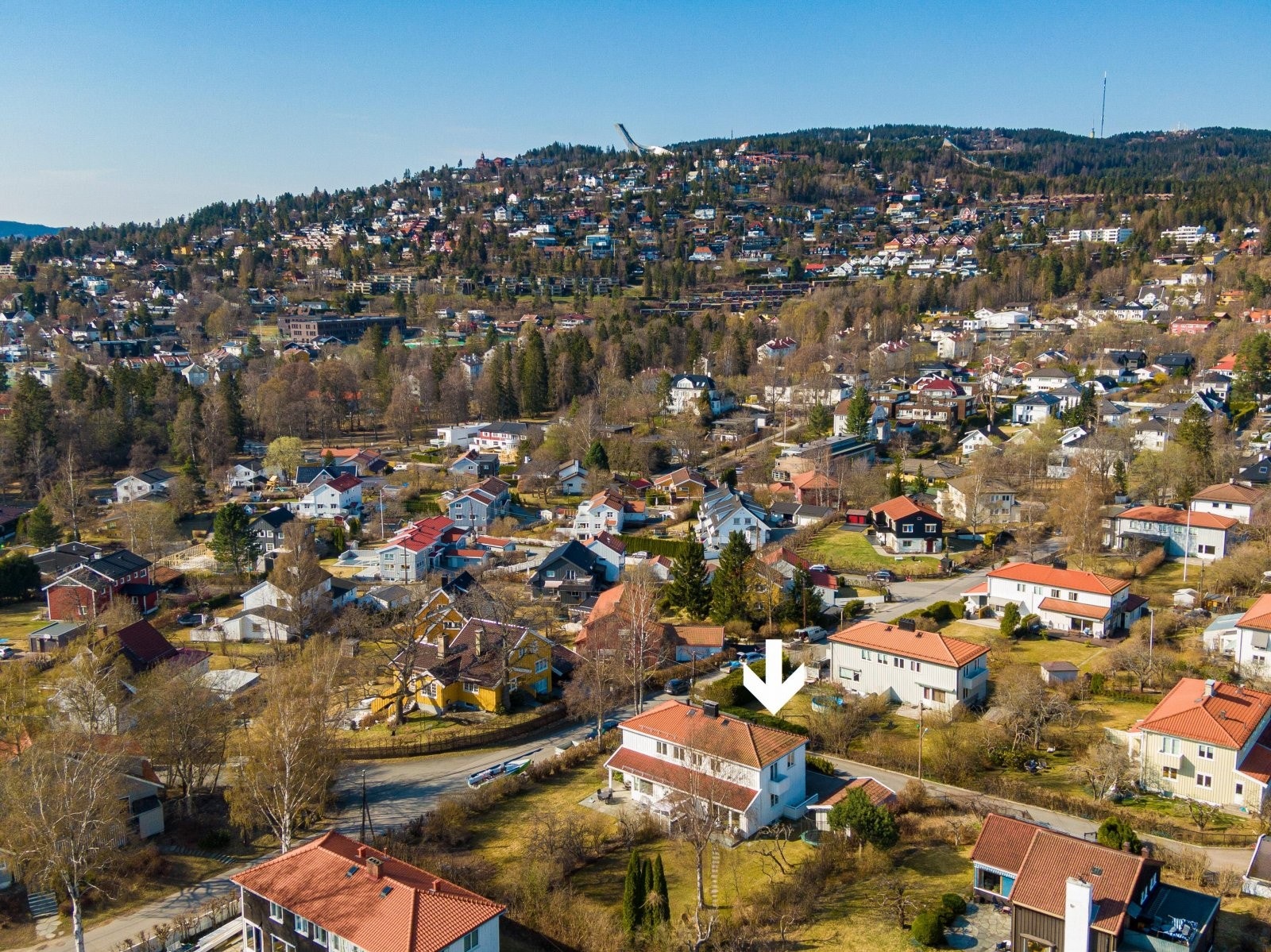 Kort gangavstand til Hemingbanen og Slemdal senter Galleribilde