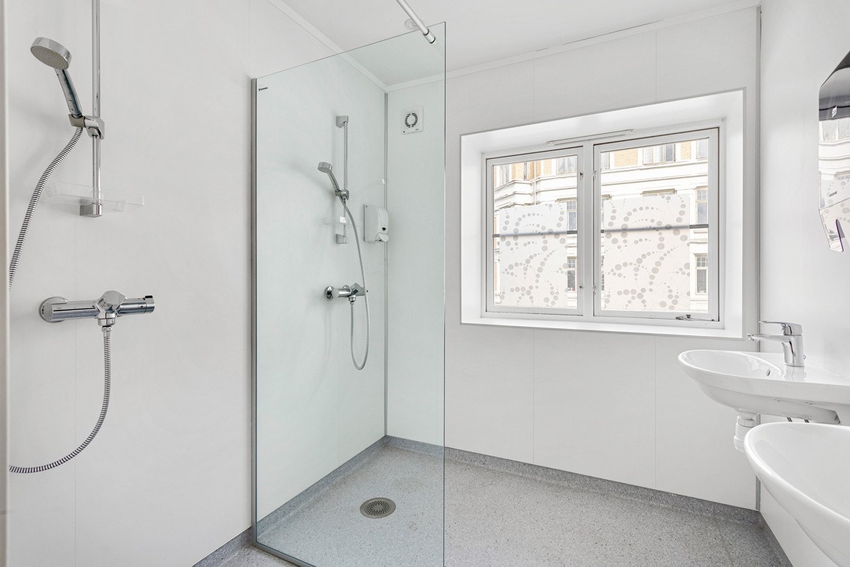 Bad 2 etg. Galleribilde