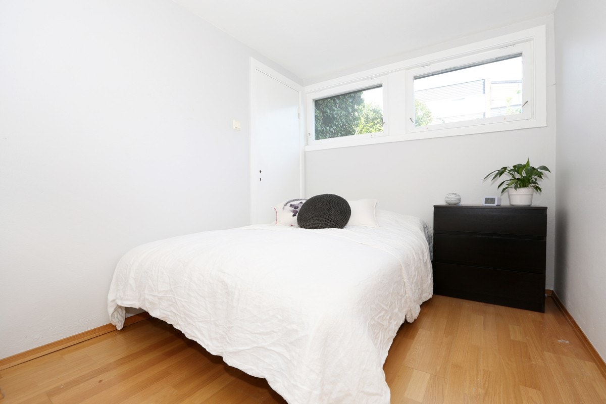 Soverom med plass for garderobeskap. Galleribilde