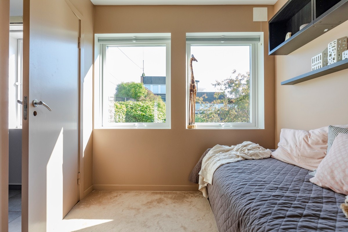 Soverom 2 passer fint som gjesterom/barnerom. Galleribilde