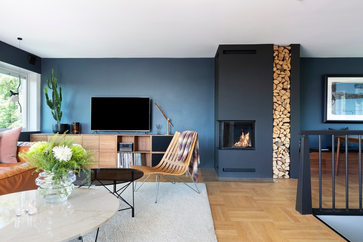 Vedfyrt peisinnsats fra Spartherm fra 2017. Galleribilde