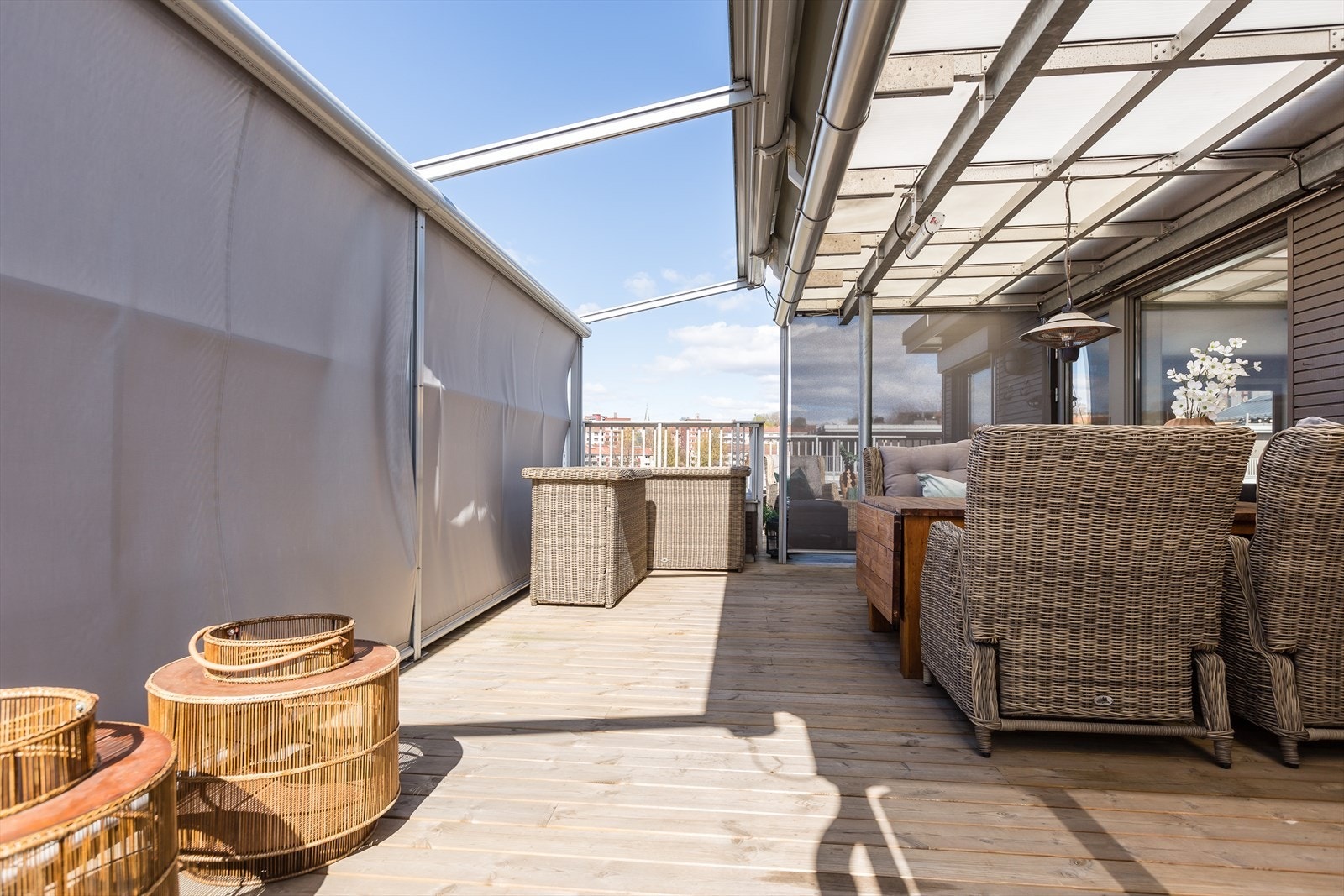 Screenduken skjermer i tillegg mot vind Galleribilde