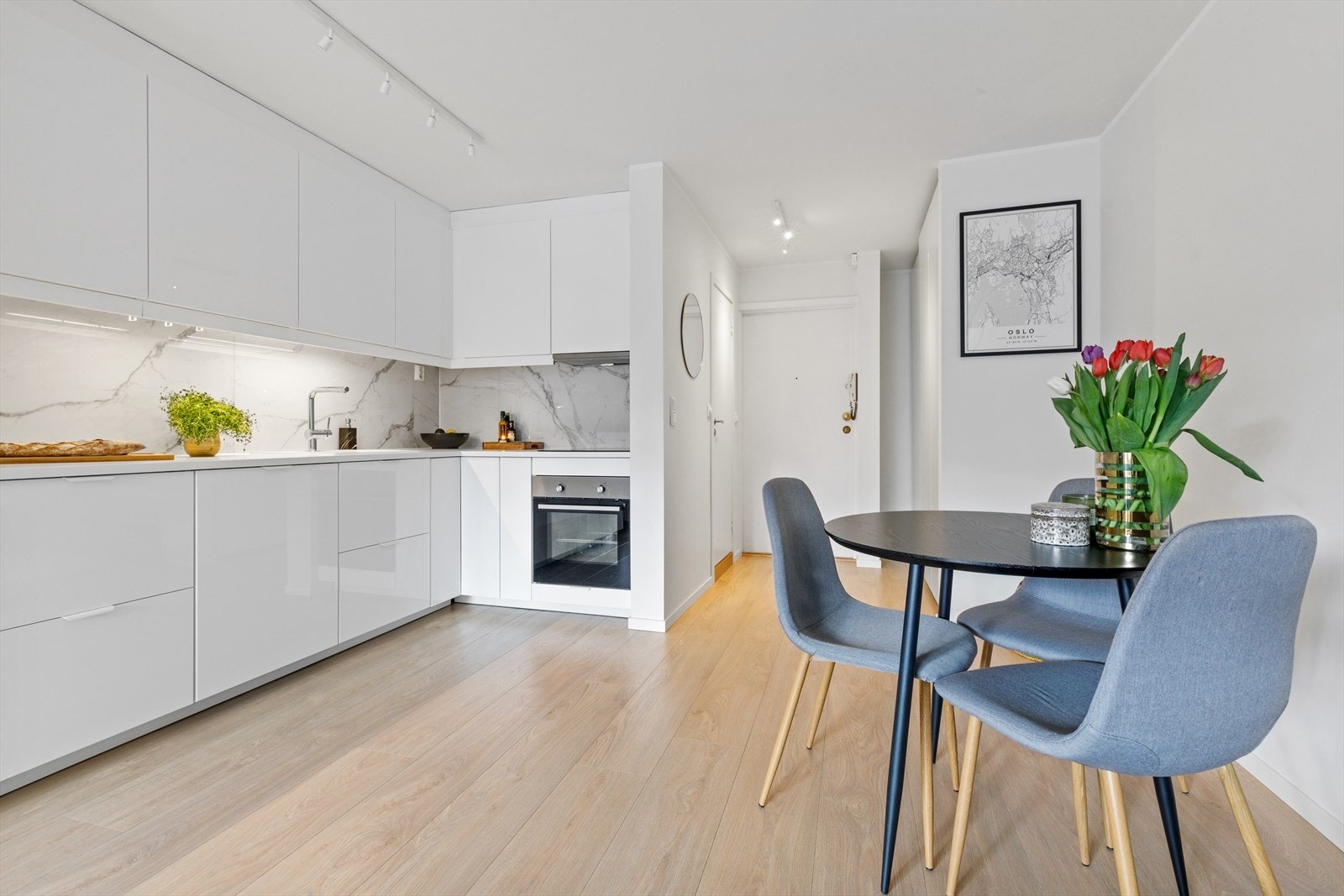 Moderne, nytt kjøkken fra 2020. Galleribilde