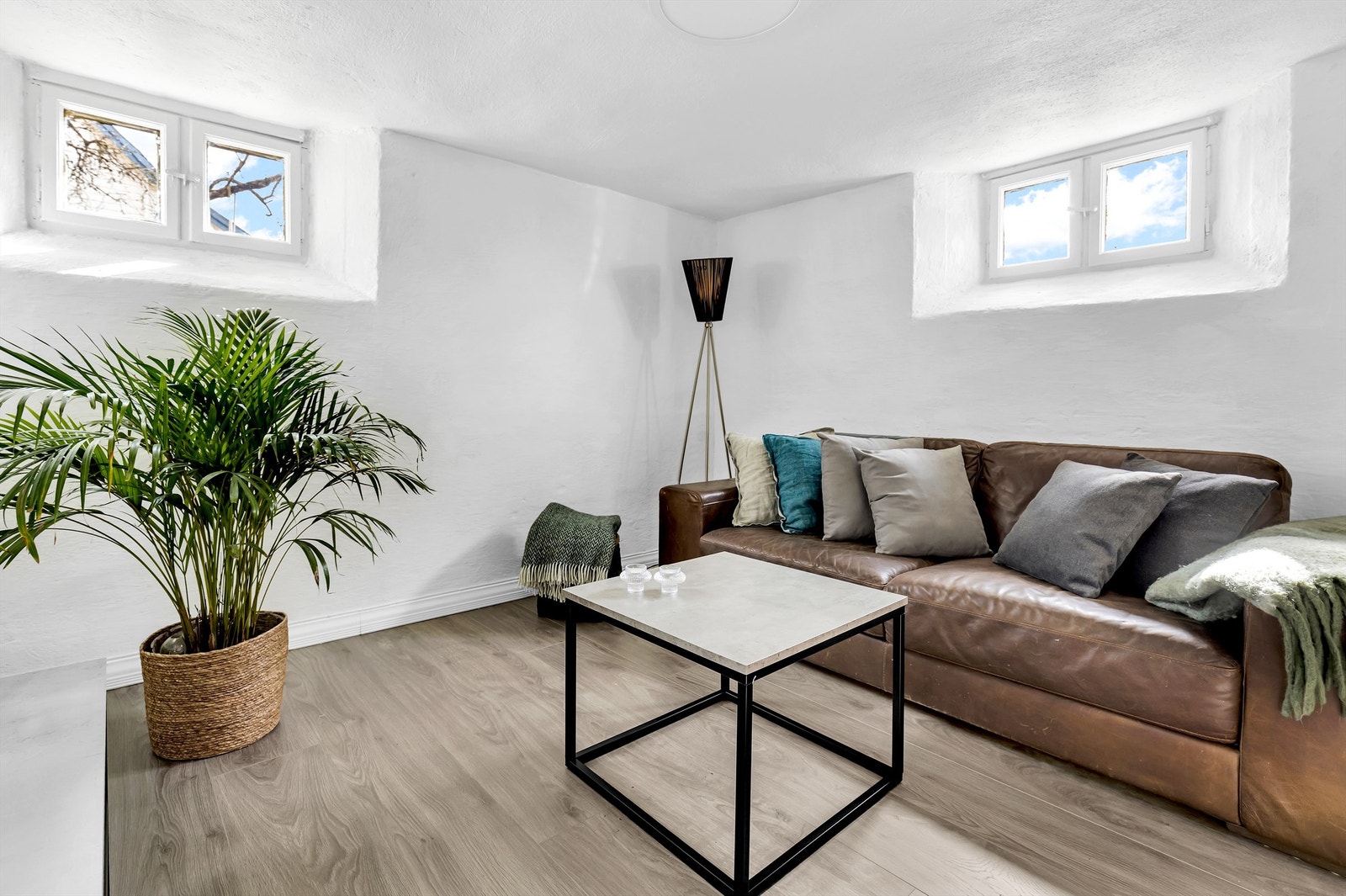 Kjellerstue (Kjelleren er opprinnelig godkjent som bodarel, og ikke varig oppholdsrom) Galleribilde