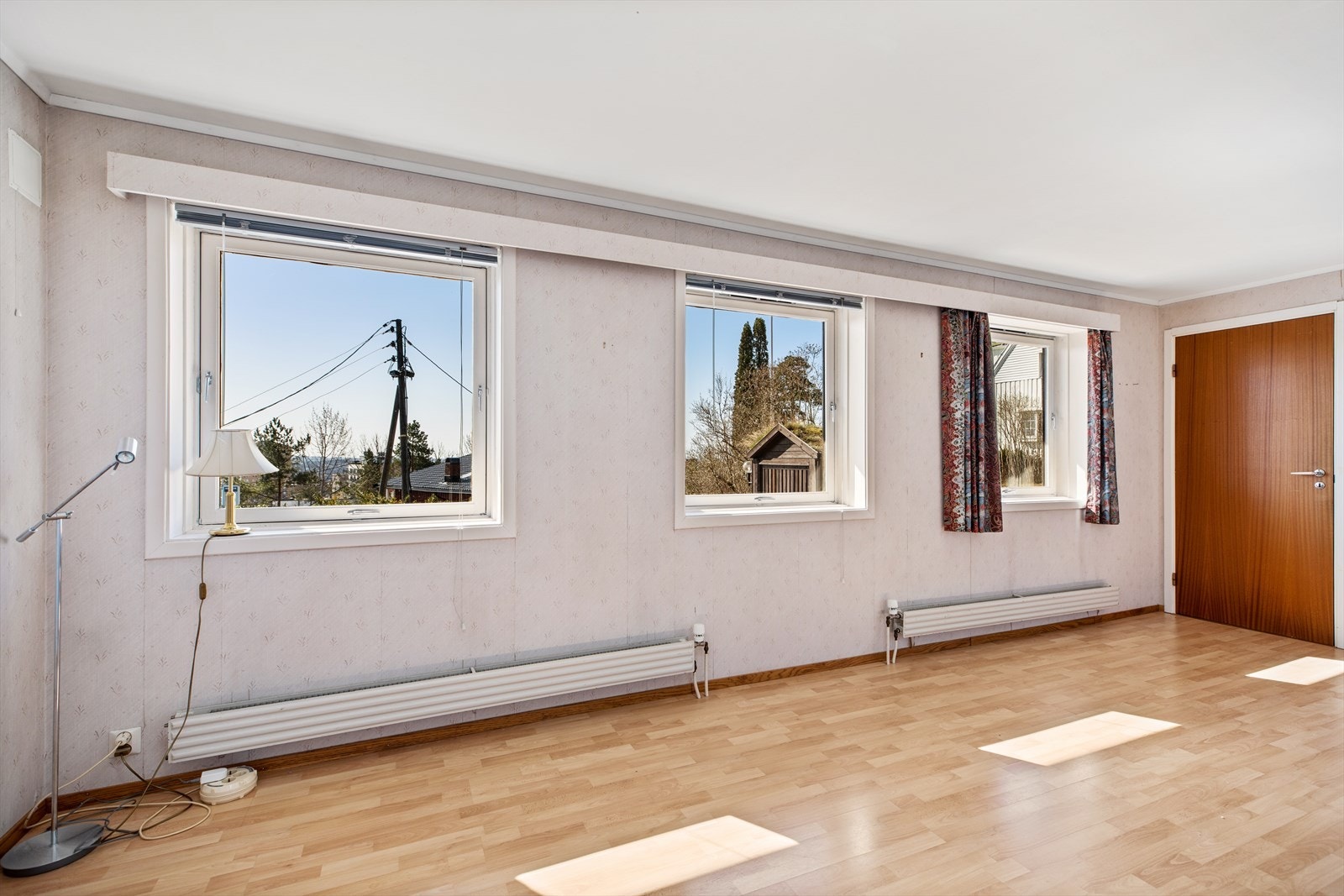 Stue/hverdagsrom i hybelleilighet Galleribilde