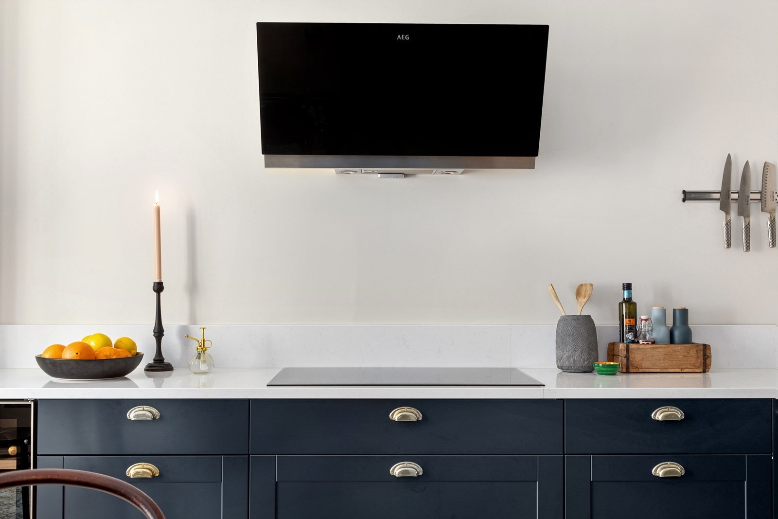 Det har blitt lagt opp nytt skjult el-anlegg i hele leiligheten. Galleribilde