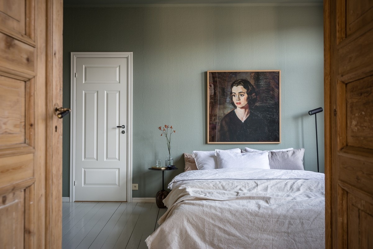 Doble fløydører fra stuen og dør inn til stue/kjøkken 2. Galleribilde