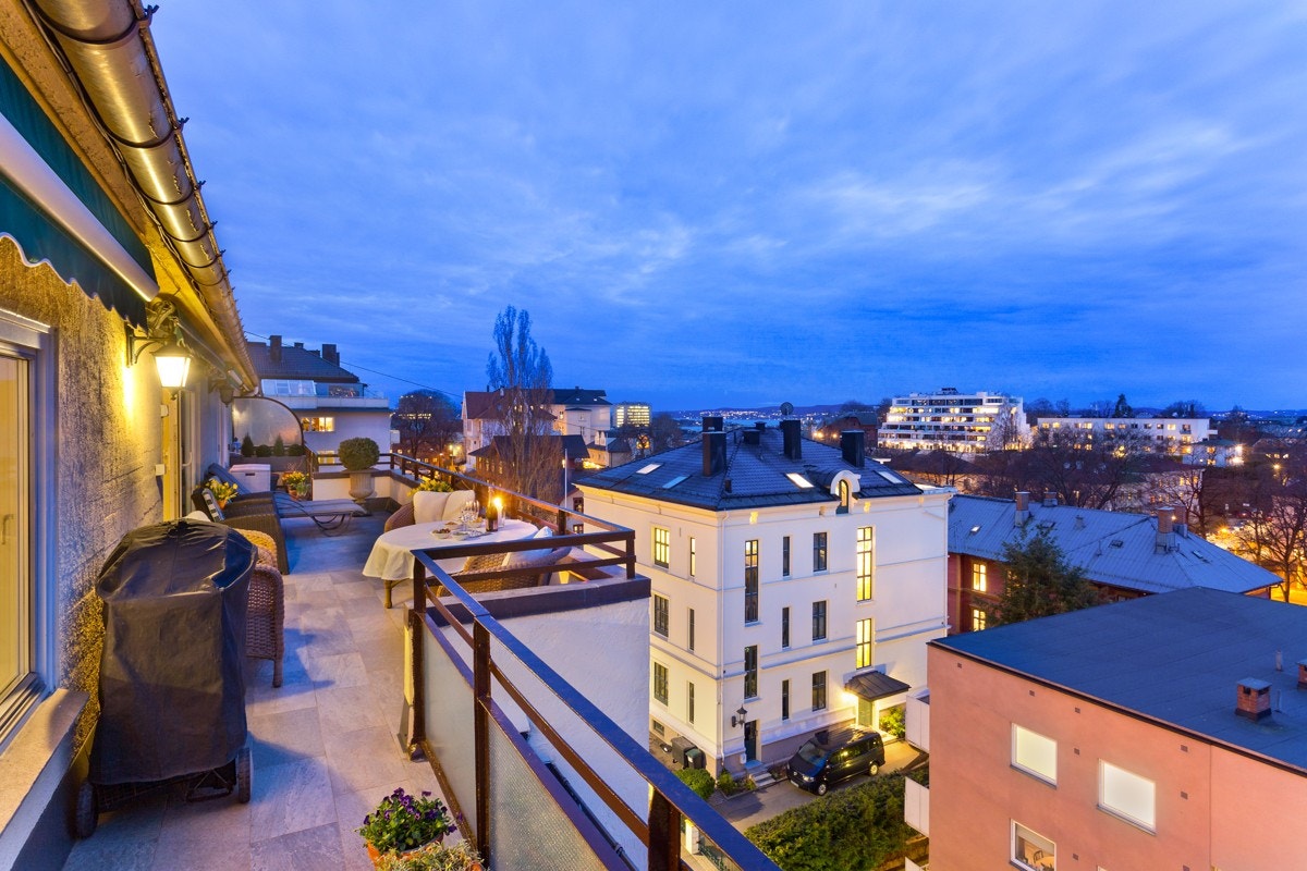 Utsikt på kveldstid Galleribilde