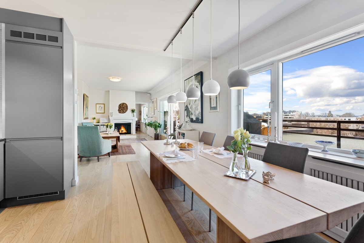 Begge langsider har vinduer, noe som gir svært gode lysforhold Galleribilde