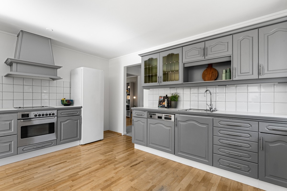 Alle hvitevarer på kjøkkenet medfølger Galleribilde