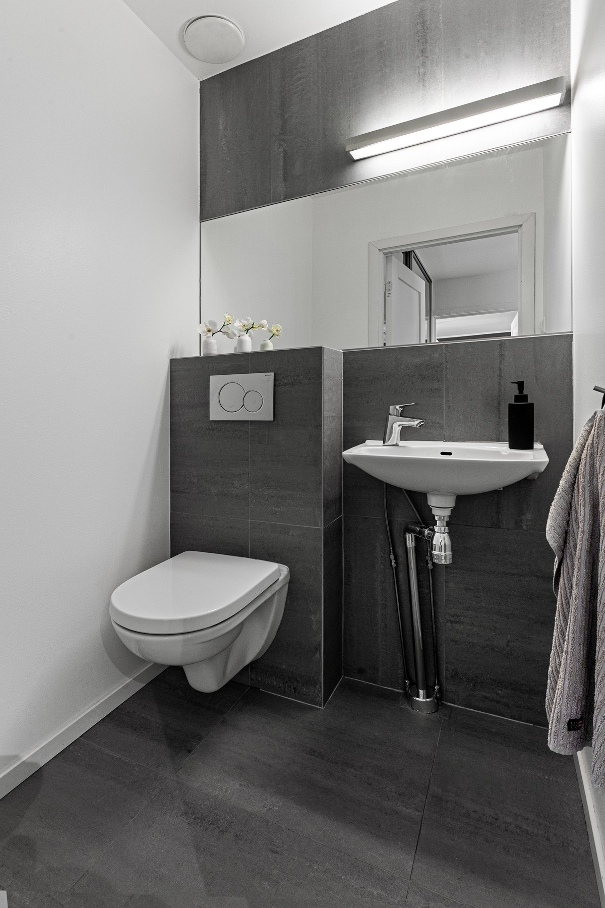 Separat WC som er pusset opp i 2015 Galleribilde