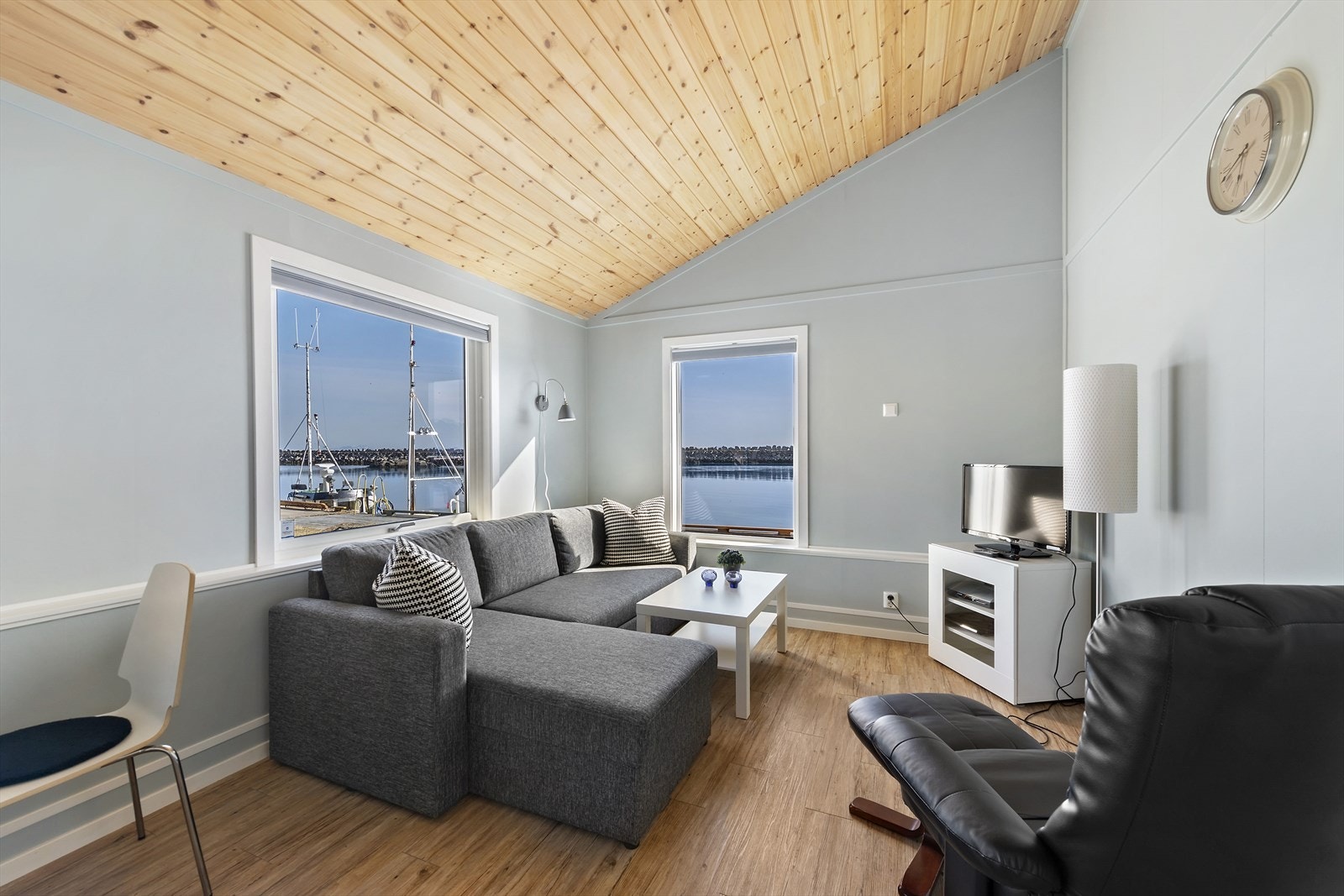 Ved flere gjester er det også plass til sovesofa om ønskelig. Galleribilde