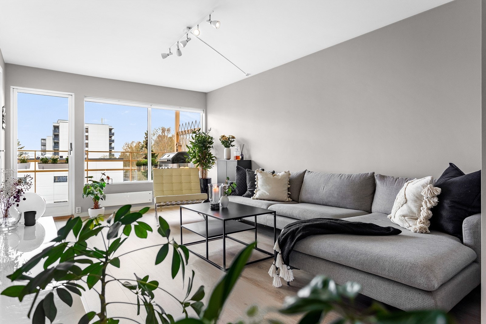 Velkommen til Hovseterveien 100B og til en 4-roms for den kresne Galleribilde