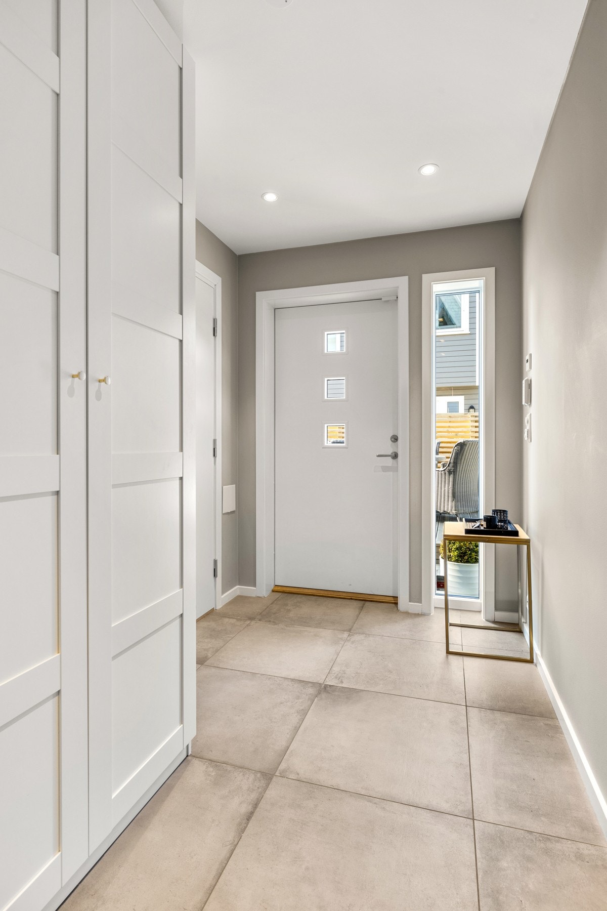 Entré/gang 1.etasje. Galleribilde