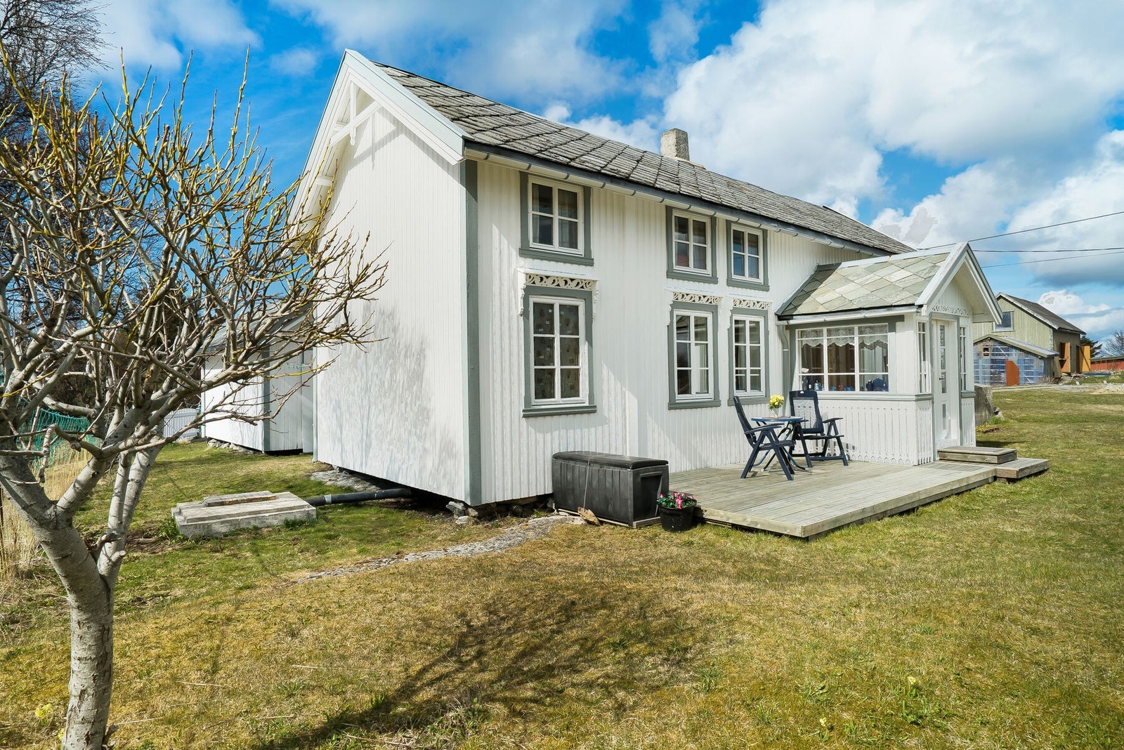 Boligen er renovert og fornyet fortløpende siden 2000. Galleribilde