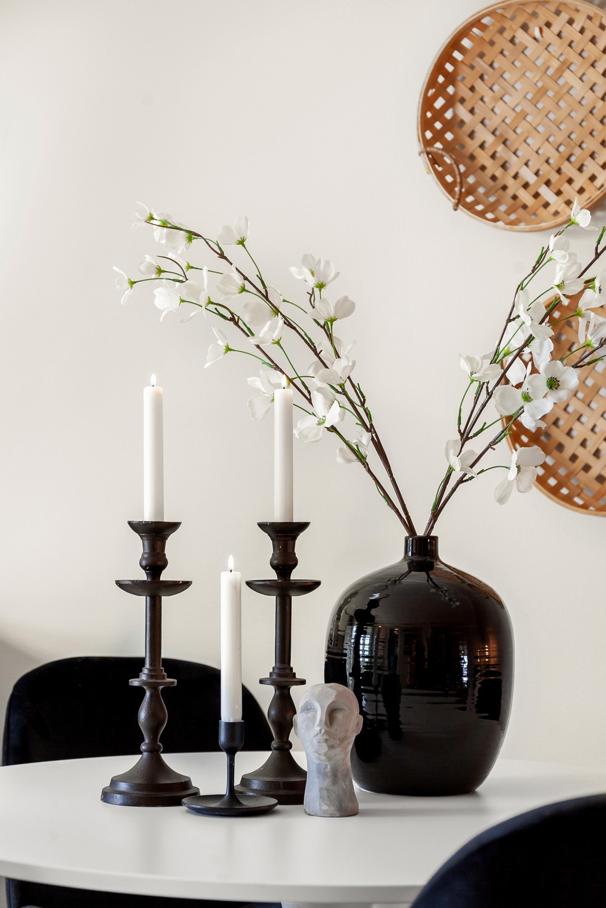 Detalj spisestue. Galleribilde