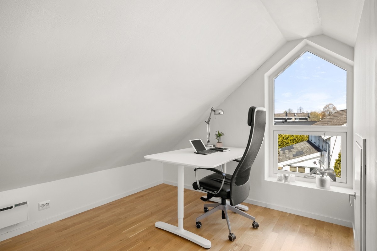 Kontor på loft. Galleribilde