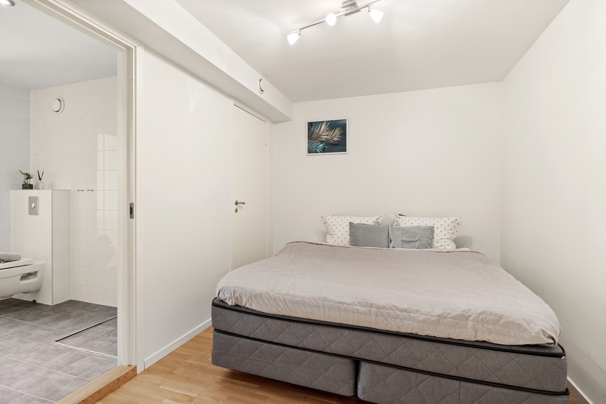 Innredet rom i kjeller (del av kjeller som leies ut). Galleribilde