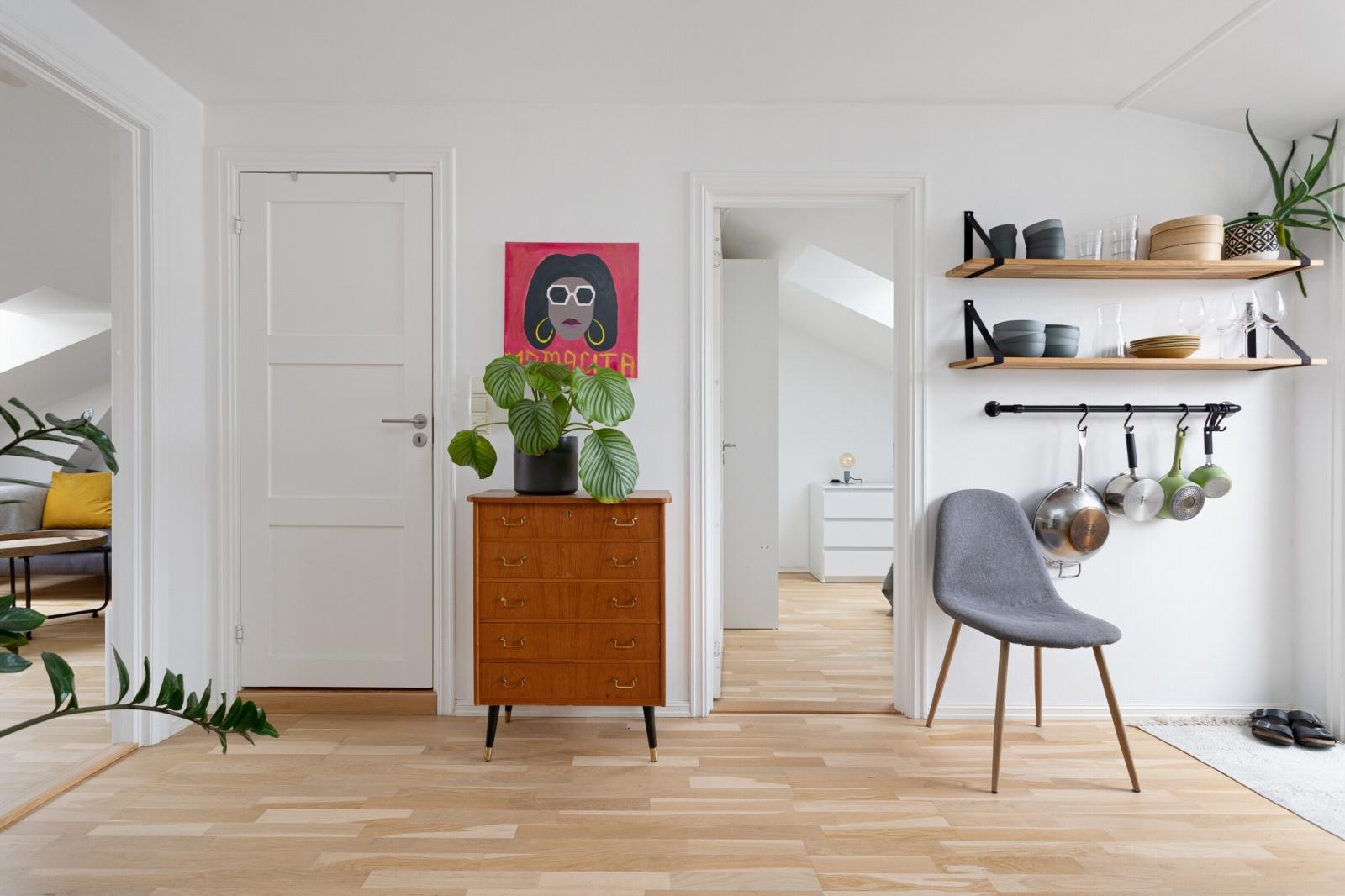 Ønsker du en privatvisning? Ta kontakt med megler. Galleribilde