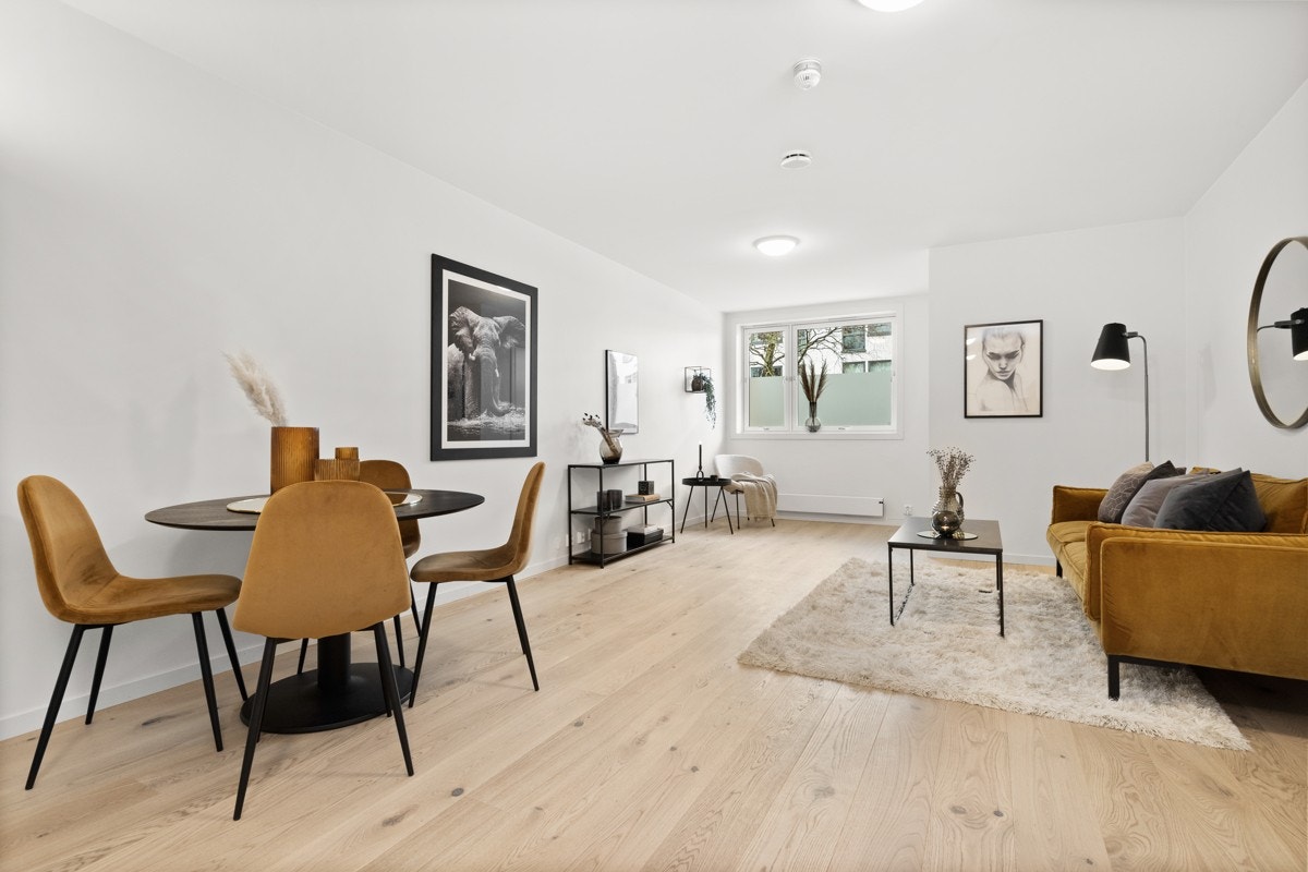 Plass til spisegruppe hvor du kan samle familie eller venner til en flott kveld. Galleribilde