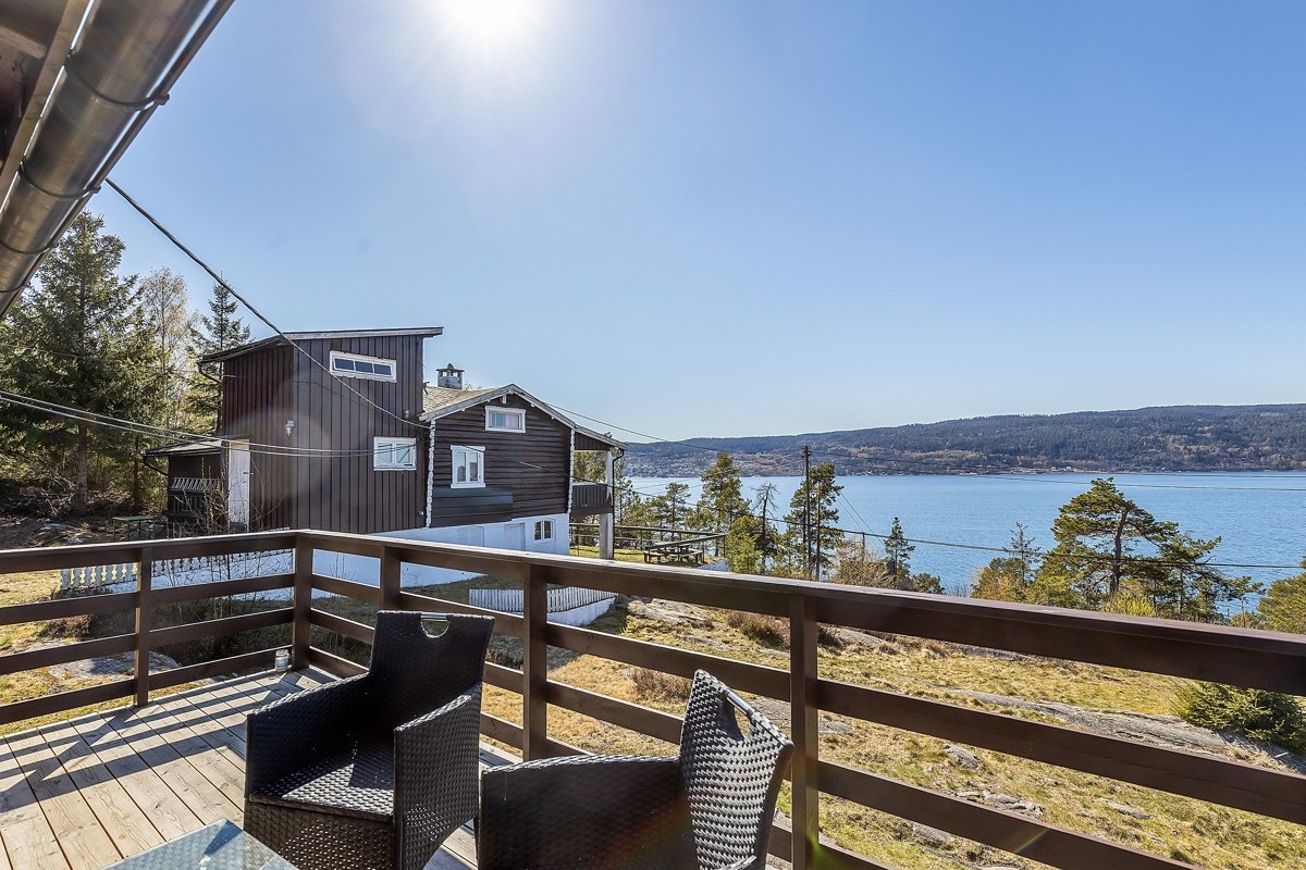 Fantastisk beliggenhet med sol hele dagen Galleribilde