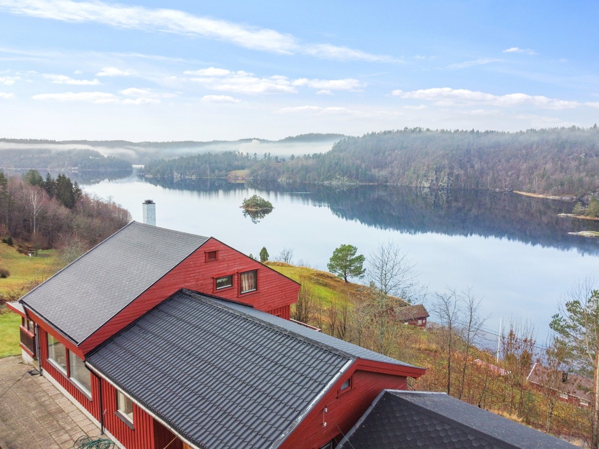 Flott utsikt til Nævestadfjorden Galleribilde