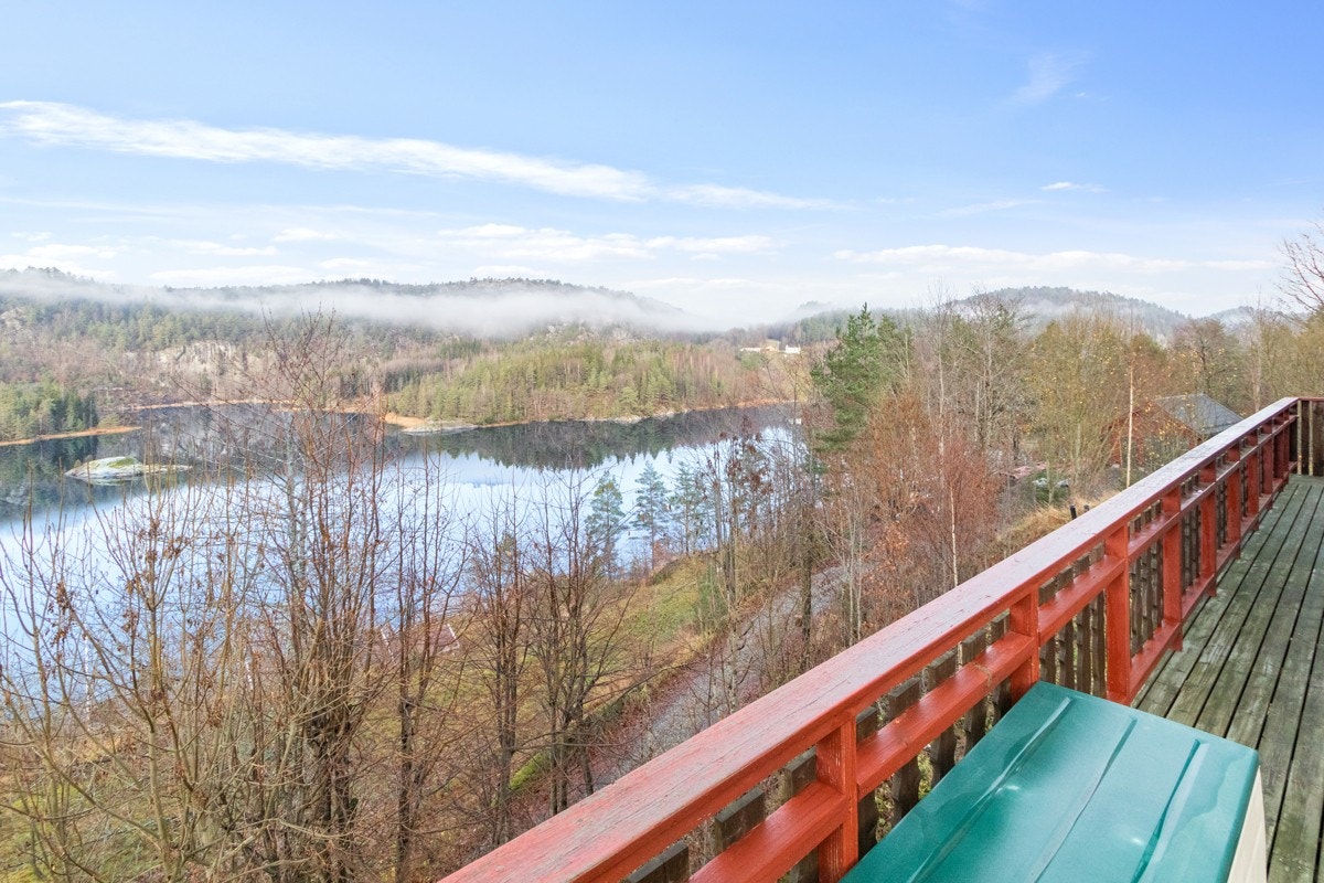 Utsikt fra balkong Galleribilde