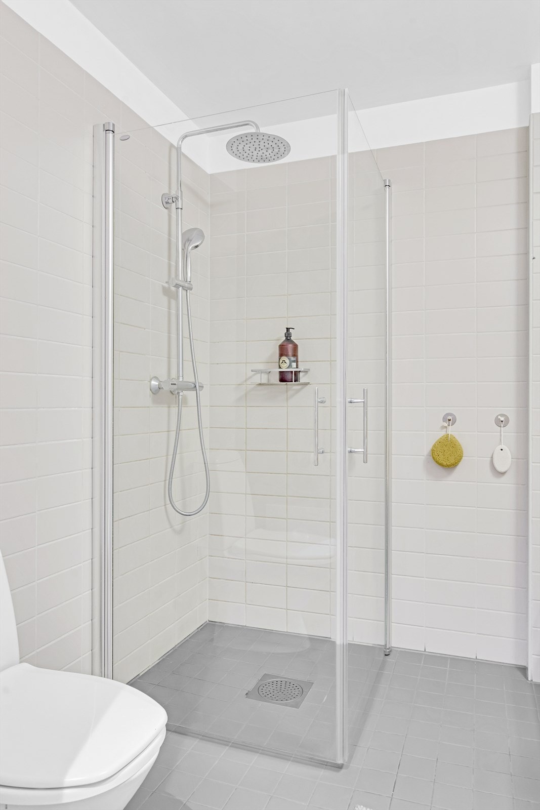 Dusjarmatur tilkoblet hånddusj og regndusj Galleribilde