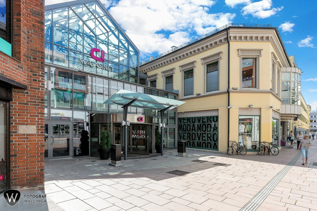 Magasinet kjøpesenter ligger like i nærheten. Galleribilde