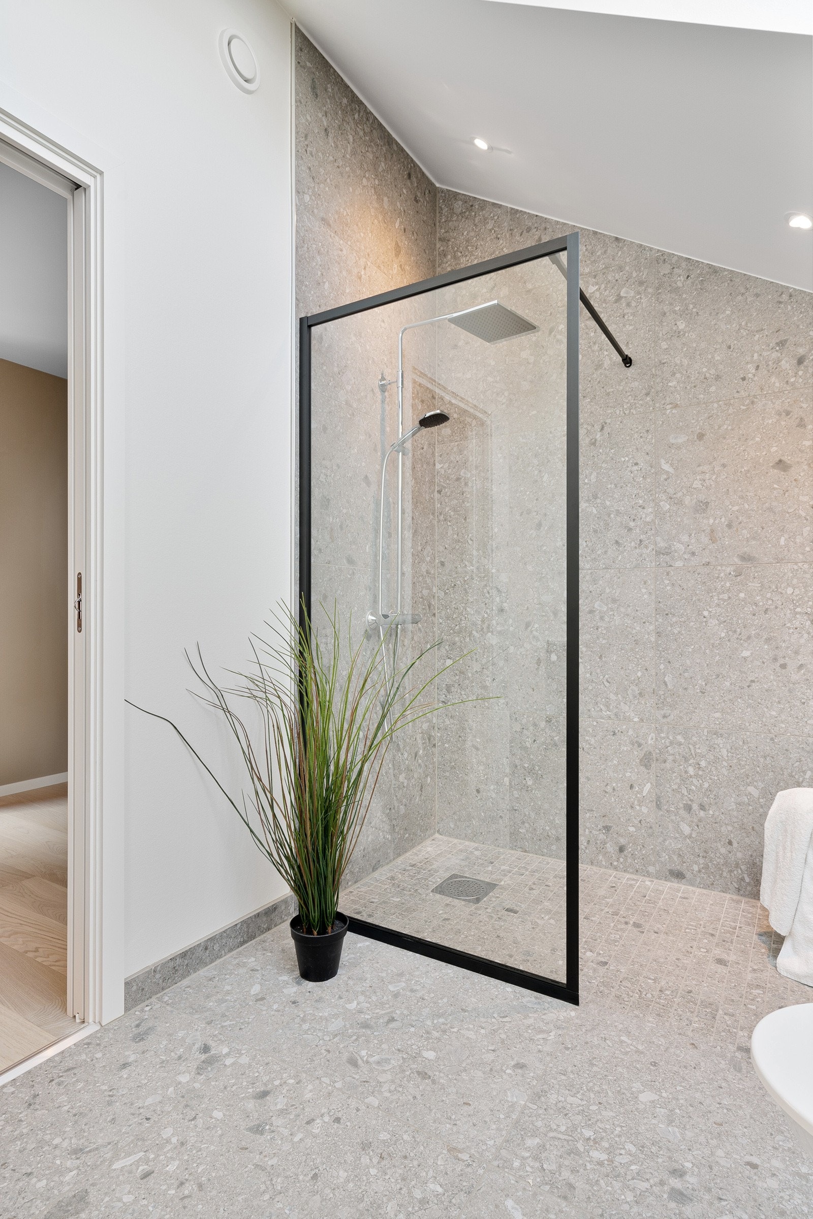 Bad - detalj. Galleribilde