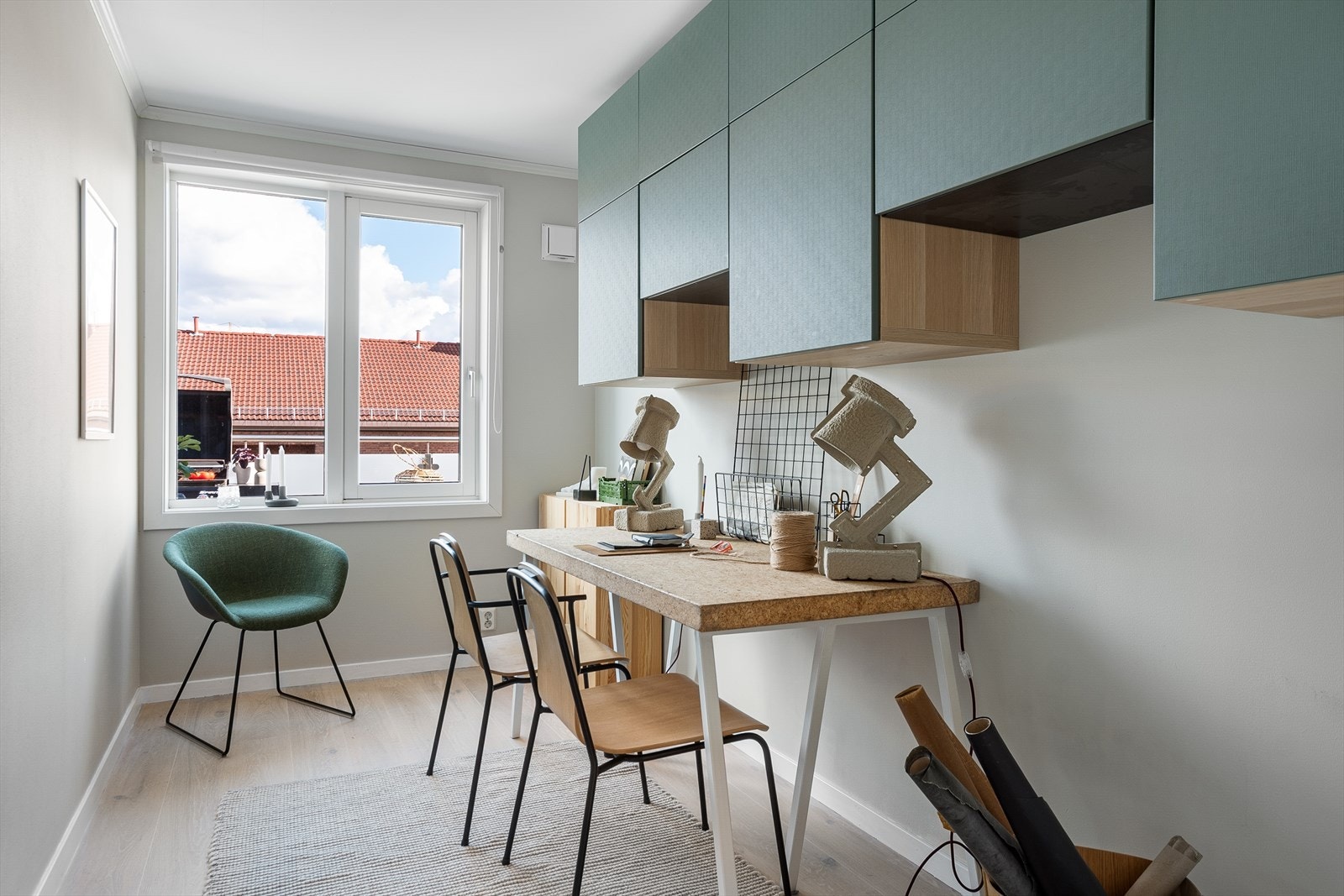 Soverom av god størrelse, som idag blir brukt som kontor. Galleribilde