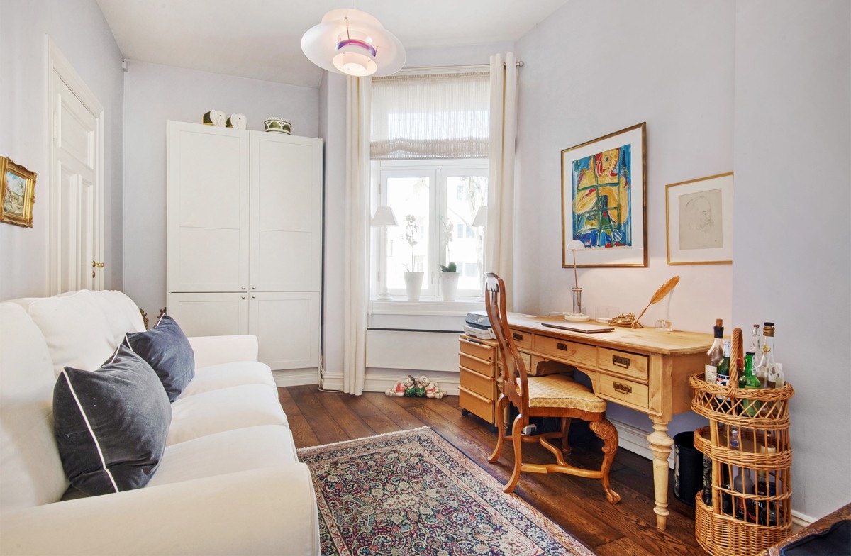 Soverom 2. Rommet egner seg godt som barnerom, gjesterom eller hjemmekontor Galleribilde