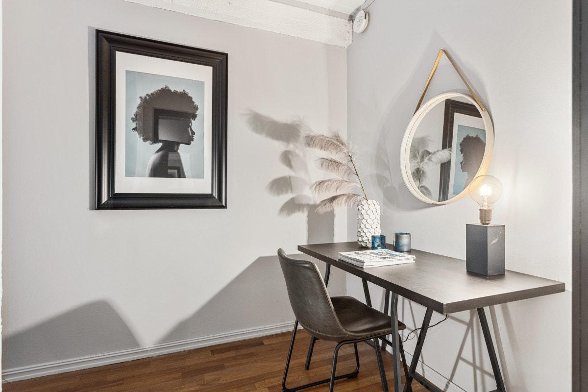 To av alkovene finner du i boligens øverste etasje og den siste alkoven er i byggets 6. etasje. Galleribilde