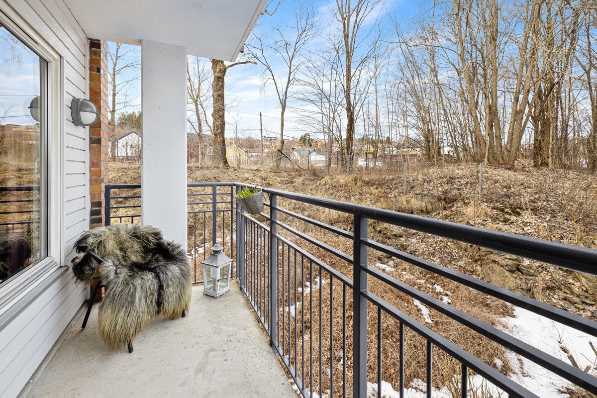 Balkongen med adkomst fra hovedsoverommet er nordøstvendt Galleribilde